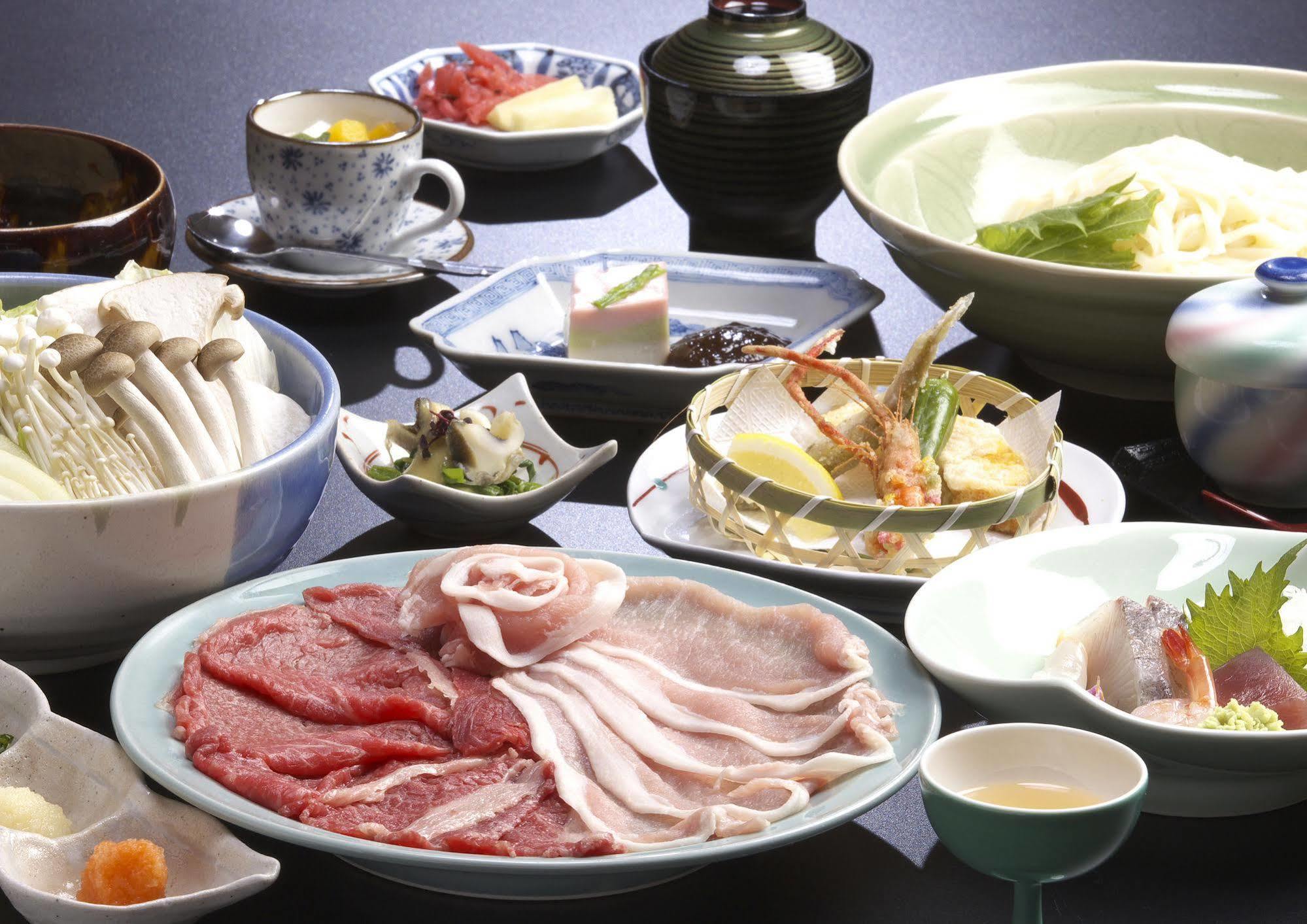 Takayama Kanko Hotel Екстер'єр фото