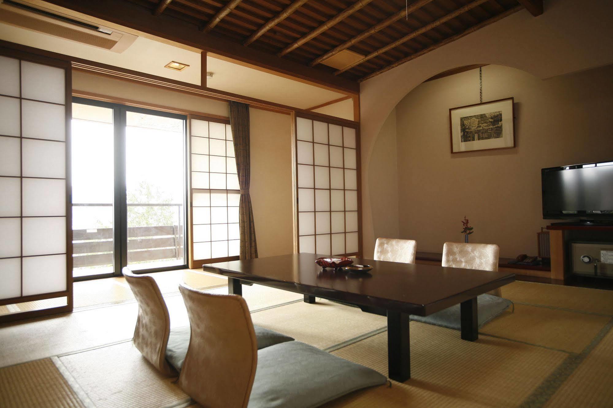 Takayama Kanko Hotel Екстер'єр фото
